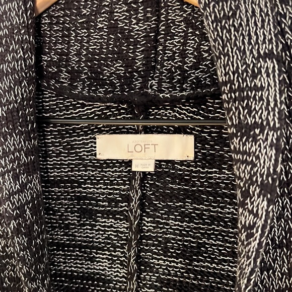 Cute Loft Cardigan sz Medium - Picture 2 of 5